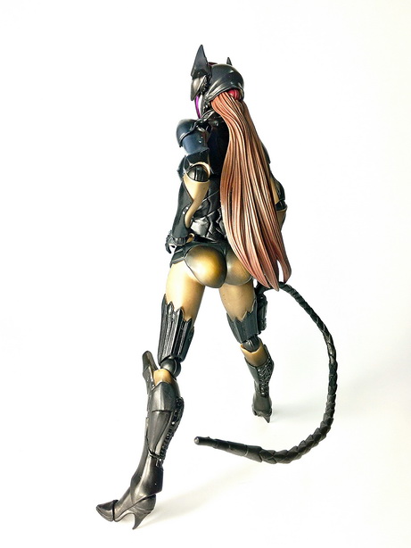 【開箱】PLAY ARTS 改 變體版 貓女 開箱文