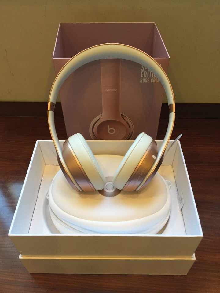 MacBook Pro 13 Retina(含 Beats Solo2 無線耳機)教育版開箱