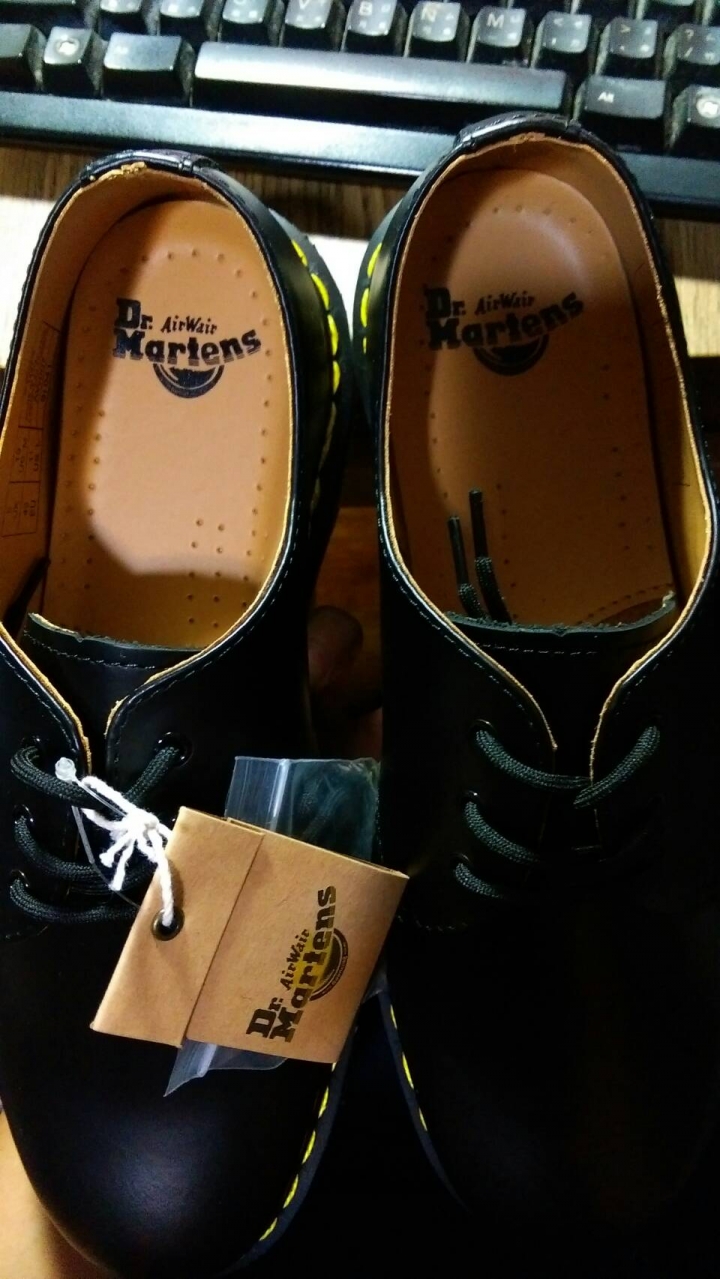 Dr.Martens   1461 三孔 求驗