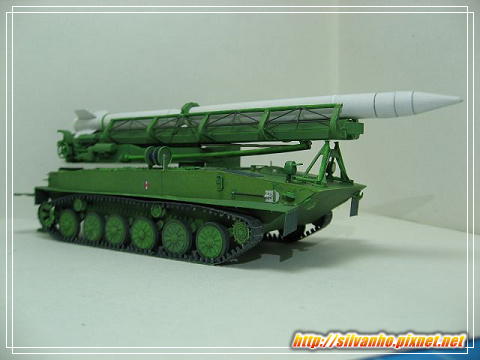 紙模 - Luna 2p16火箭裝甲車