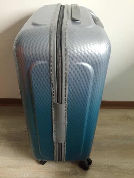 【分享】第一個自己的行李箱DELSEY HELIUM AIR Ⅱ 23吋