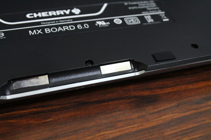 [開箱] 德國櫻桃 Cherry MX Board 6.0 機械式鍵盤 青軸