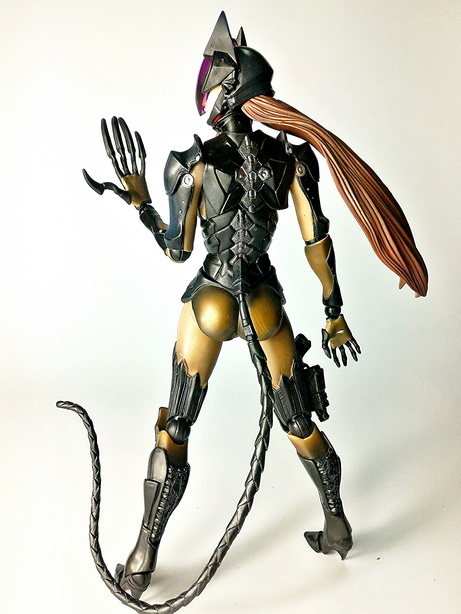【開箱】PLAY ARTS 改 變體版 貓女 開箱文