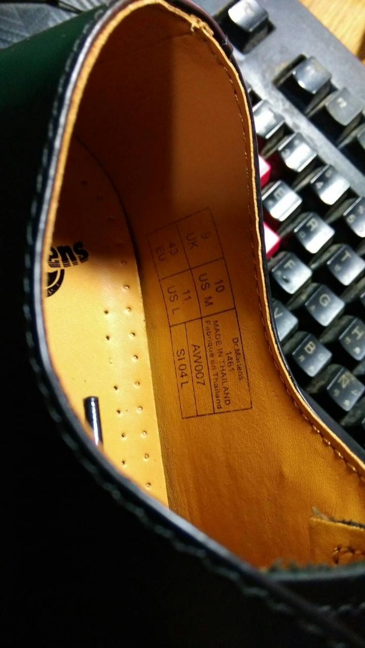 Dr.Martens   1461 三孔 求驗