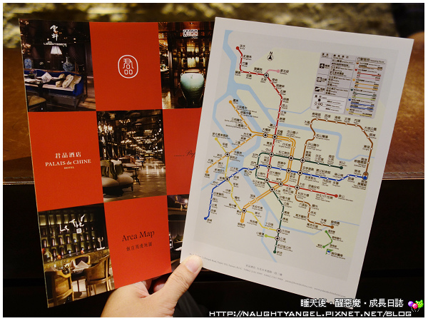 霍格華茲現身《君品酒店》，親子住房開趴〈戰甲武士尋寶季〉大享駕駛機器戰警趣