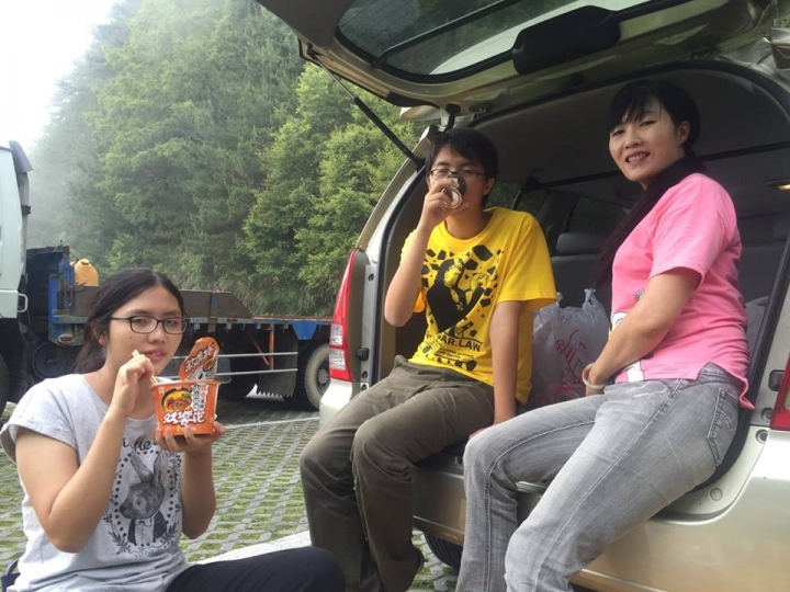 1050704 塔塔加麟趾山輕鬆健行