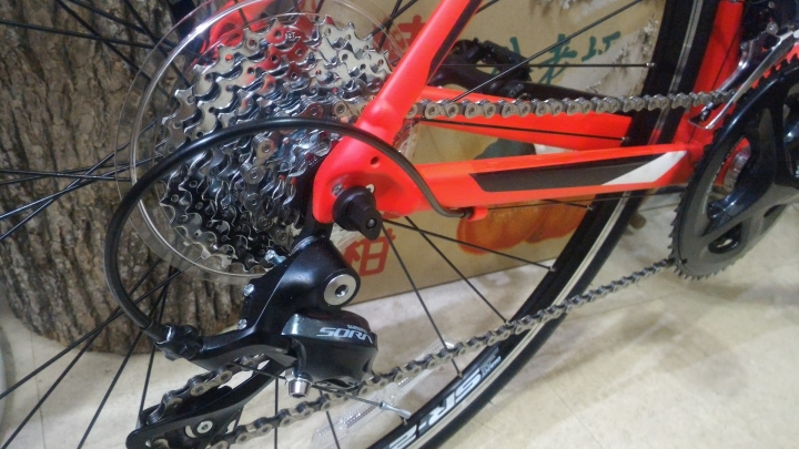 [開箱] 2017 CONTEND 1 紅