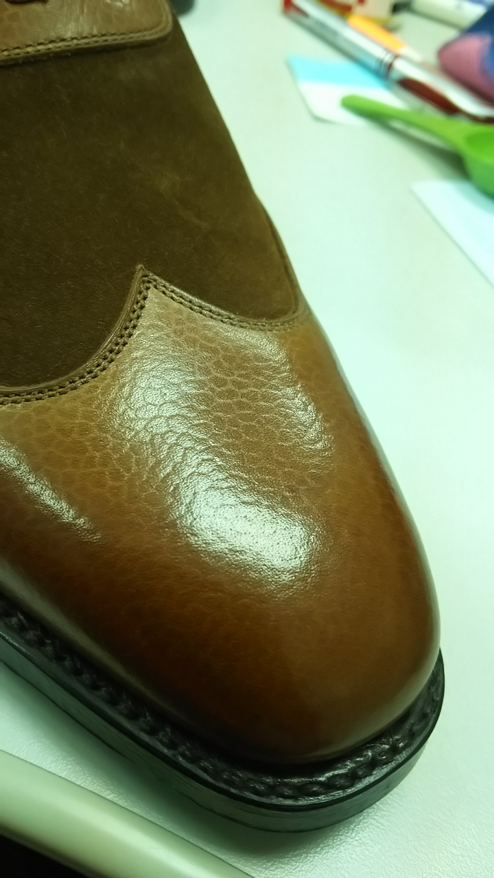 請問此類皮革的保養