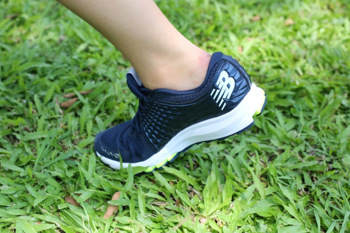 [開箱]NB VAZEE 2090 輕入手