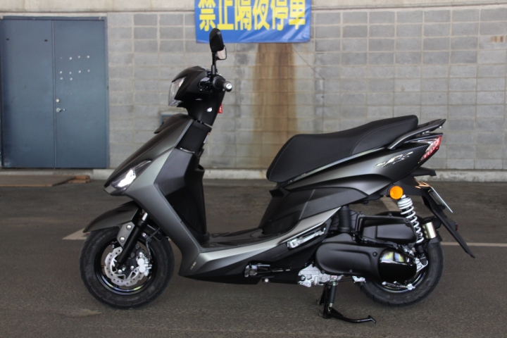 「外星人駕到」YAMAHA JOG FS 簡易開箱