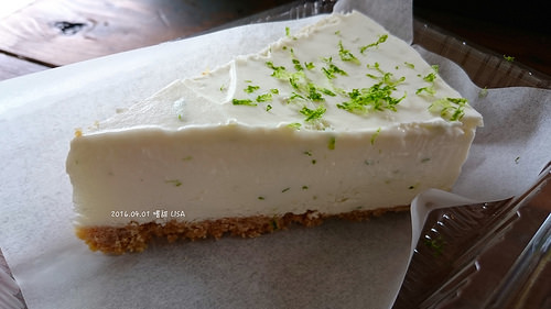 [食記] 新北 淡水 嗜甜 - 隱藏版人氣手工蛋糕，每天的蛋糕都不同，淡大旁金雞母社區內
