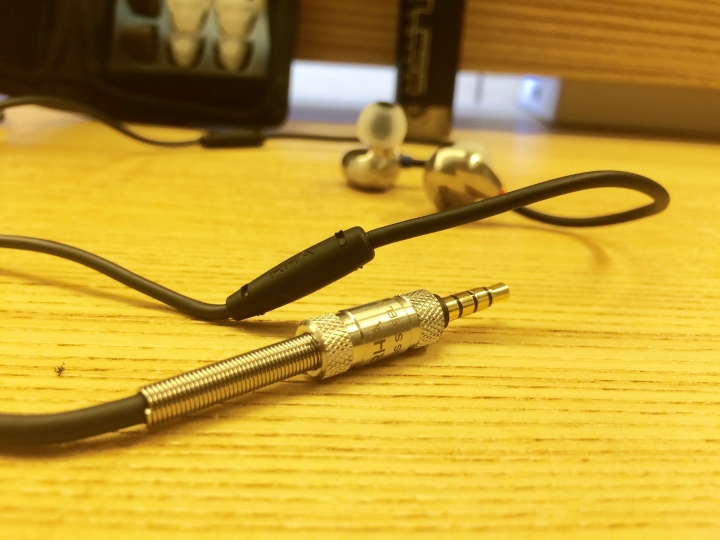 『開箱』RHA T20i 來自英國 ! SOUND.ENGINEERED.