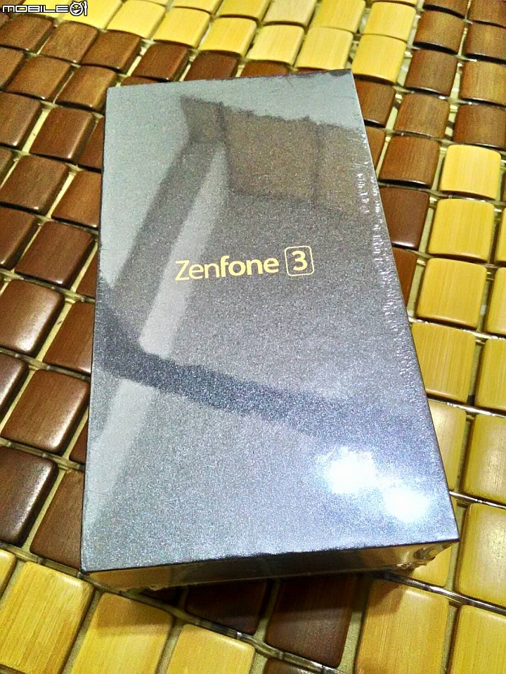 ZenFone3 子龍3代 5.2吋  月光白  開箱囉！