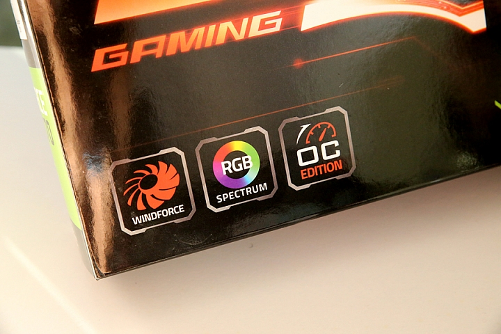 [開箱] 送耳機又升級五年保 技嘉 GTX1070 G1 GAMING (圖多可愛)