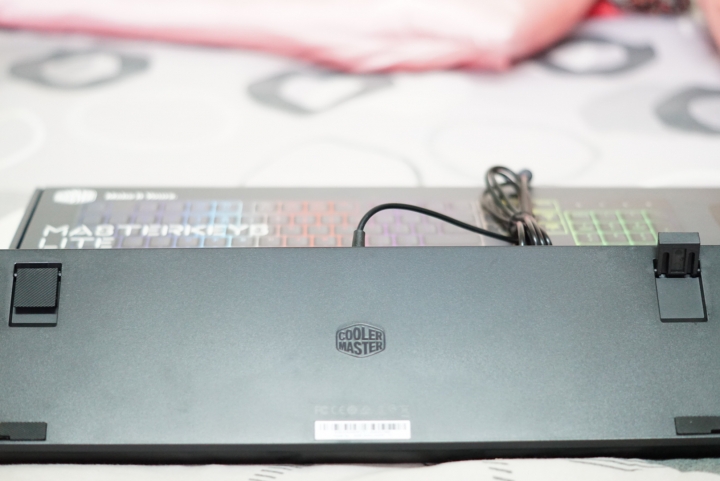 應該是首發的可換鍵帽 CM Masterkeys Lite L