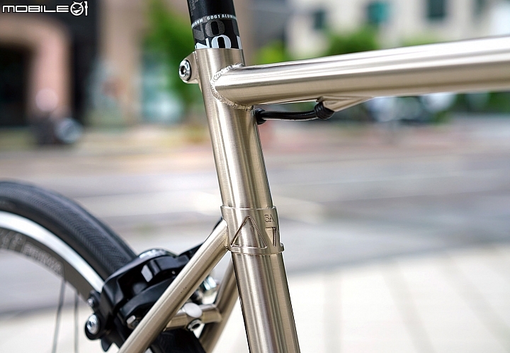 Slideaway steam鋼管公路車