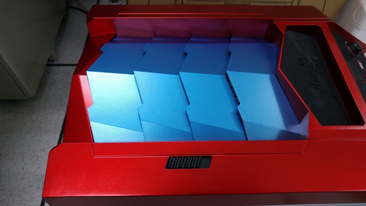 AeroCool XPredator Cube BR Editon 簡易開箱