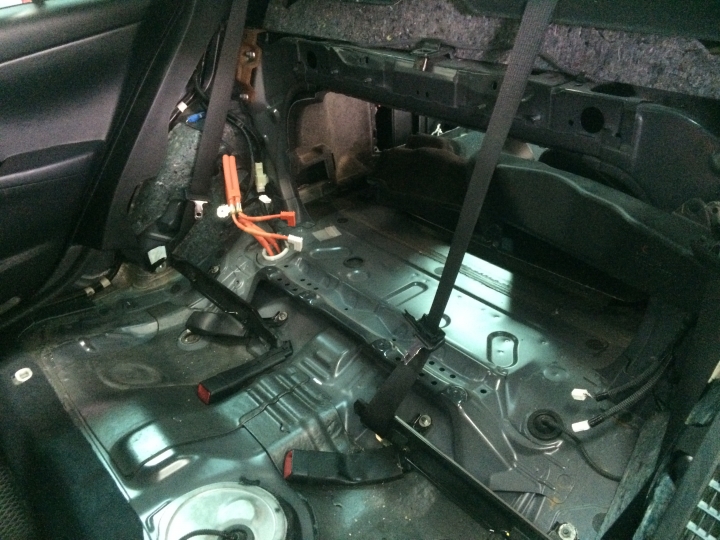 camry hybird 換大電池記(內有保固問題)(0708更新在本文)
