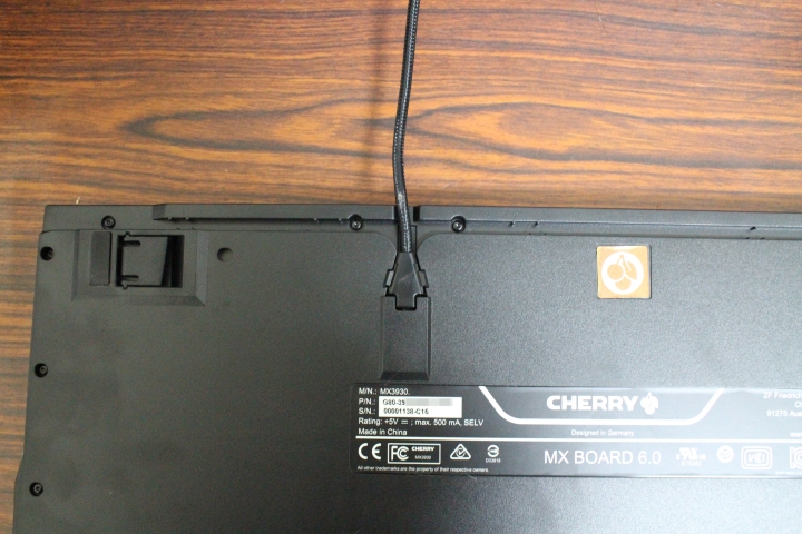 [開箱] 德國櫻桃 Cherry MX Board 6.0 機械式鍵盤 青軸