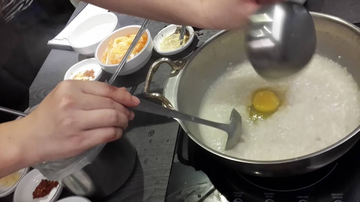 大安區美食 ▌孔陵一隻雞 공릉 닭한마리 與韓國比較 韓國料理 捷運忠孝敦化站附近 海苔雞蛋粥