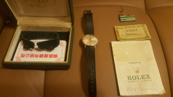問一下這支老Rolex還有價值嗎？