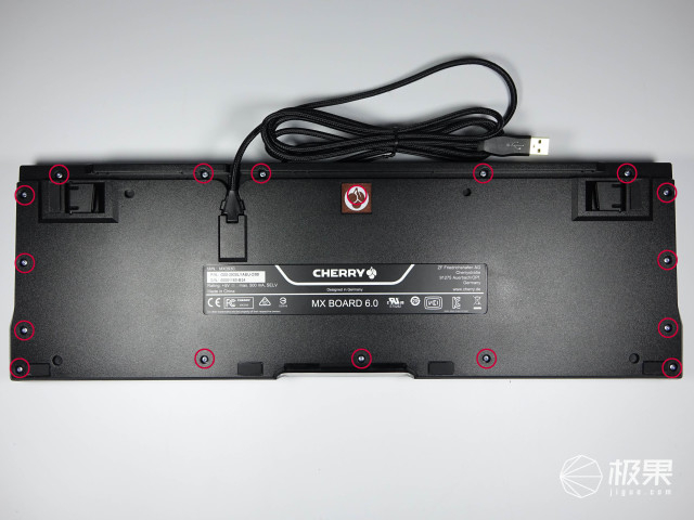 [開箱] 德國櫻桃 Cherry MX Board 6.0 機械式鍵盤 青軸
