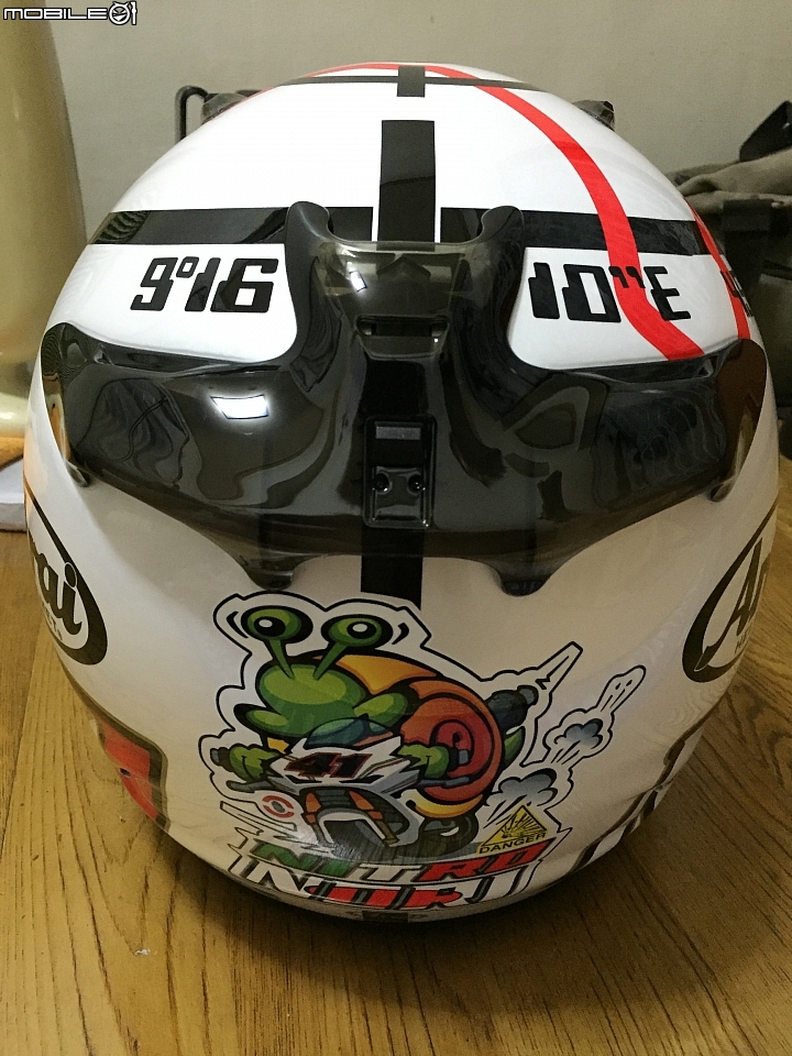[開箱]人生第一頂Arai [Arai Quantum-J Haga Monza]新增心得