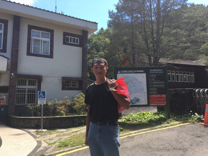 1050704 塔塔加麟趾山輕鬆健行