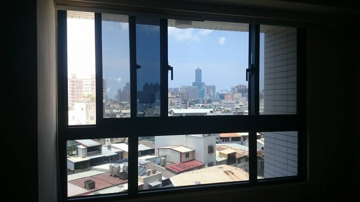 [分享] 桑瑪克sh-25 建築隔熱紙 東西向開窗