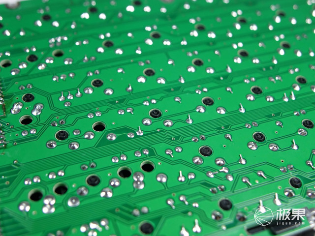[開箱] 德國櫻桃 Cherry MX Board 6.0 機械式鍵盤 青軸