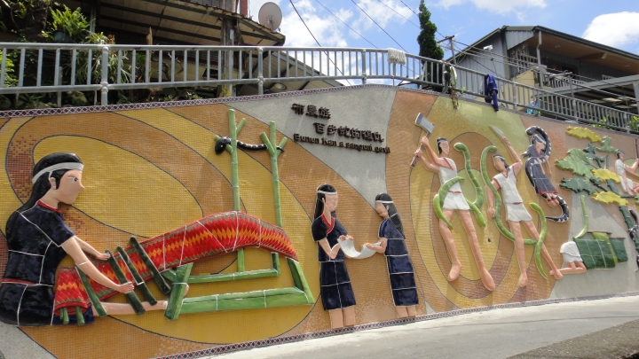 2016-06-25芒果出任務 之 信義鄉「人和波石聯絡道路」到「雙龍瀑布」