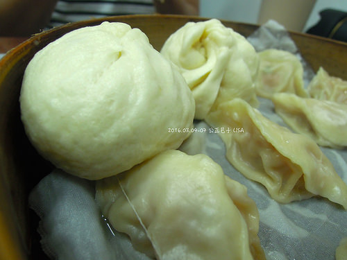 [食記] 花蓮四天三夜小旅行- 公正包子店，目前已經不是24小時營業囉～