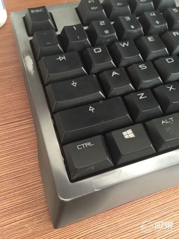 [開箱] 德國櫻桃 Cherry MX Board 6.0 機械式鍵盤 青軸