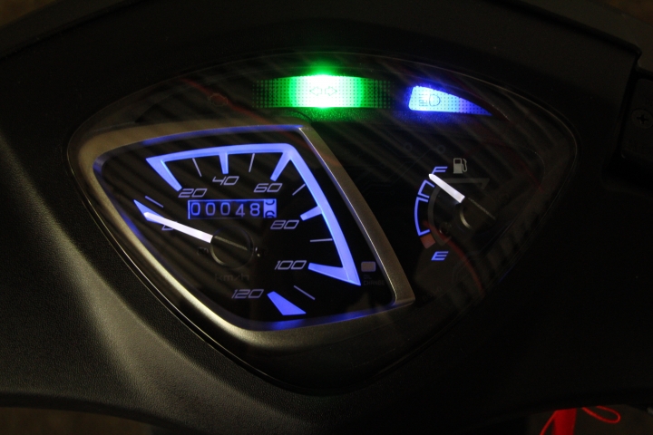 「外星人駕到」YAMAHA JOG FS 簡易開箱