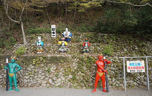 [愛知.犬山] 桃太郎神社：充滿囧趣的迷你遊樂園!