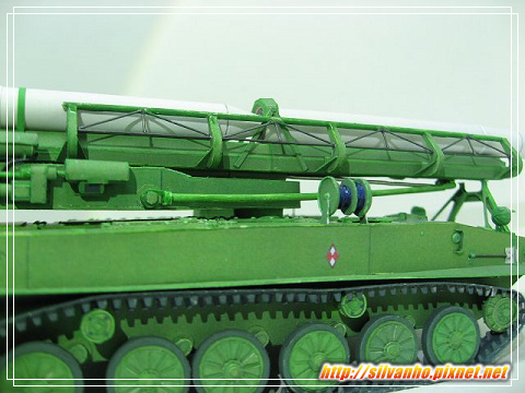 紙模 - Luna 2p16火箭裝甲車