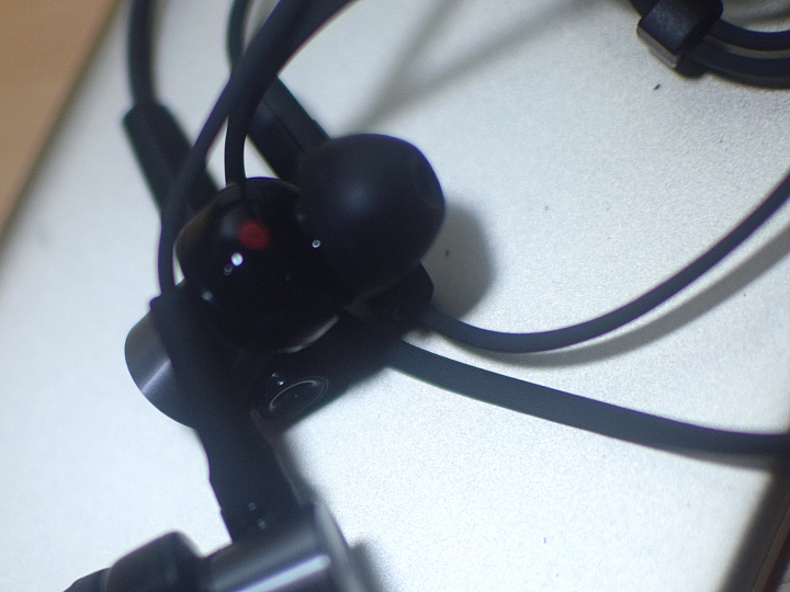 通勤就是演唱會 SONY MDR-XB70AP 讓小丸體驗不一樣的 通勤生活