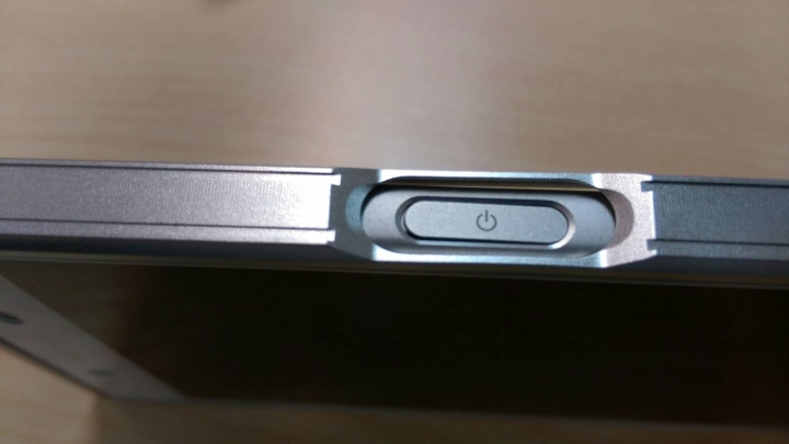 Z5 電源鍵偏移