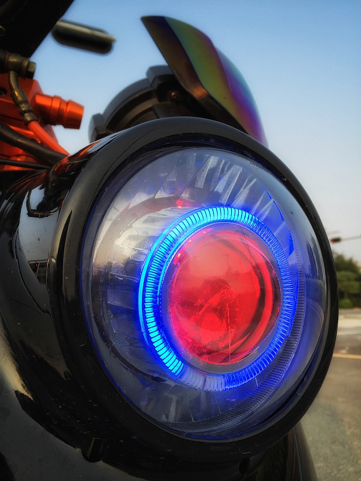 分享一下在中國深圳玩電動車 (首篇更新視頻）