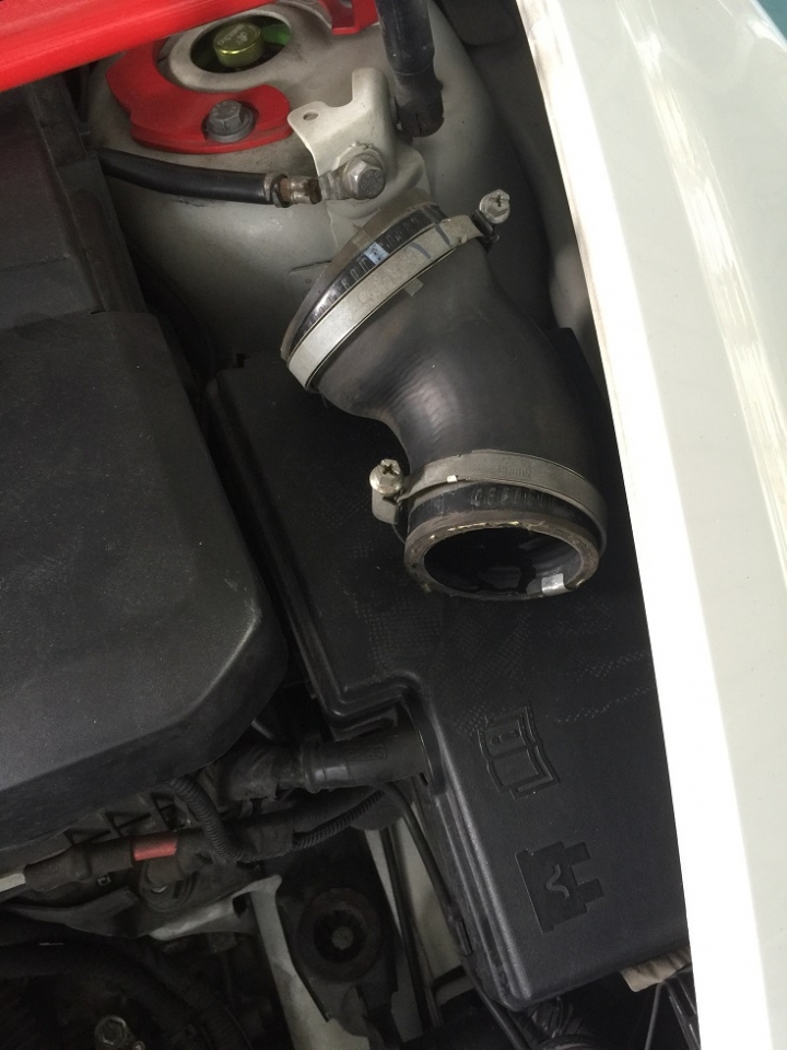 VOLVO C30 D4 金屬渦輪管換裝簡單分享