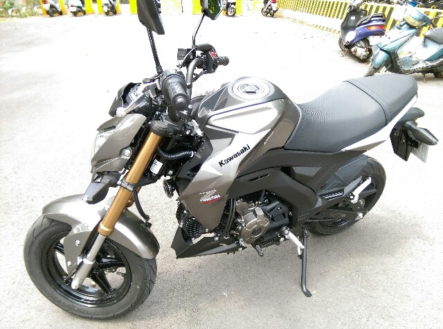 街頭小霸王 Kawadaki Z125 pro 微開箱