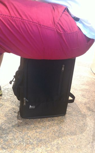 [包包使用心得分享]Packchair椅子包：通勤族的最愛