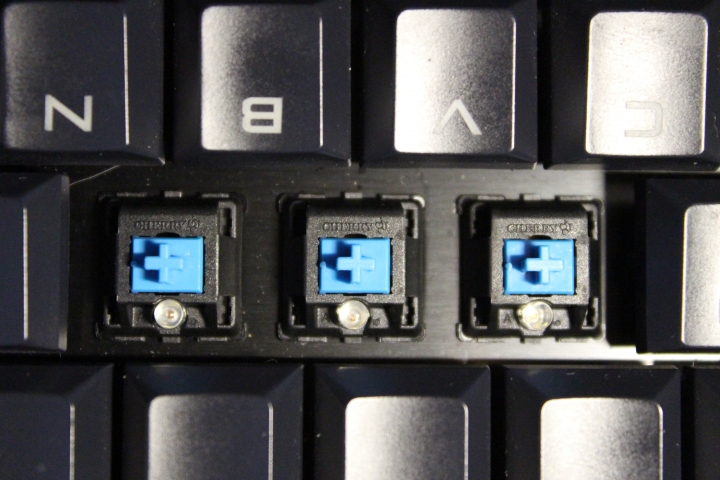 [開箱] 德國櫻桃 Cherry MX Board 6.0 機械式鍵盤 青軸