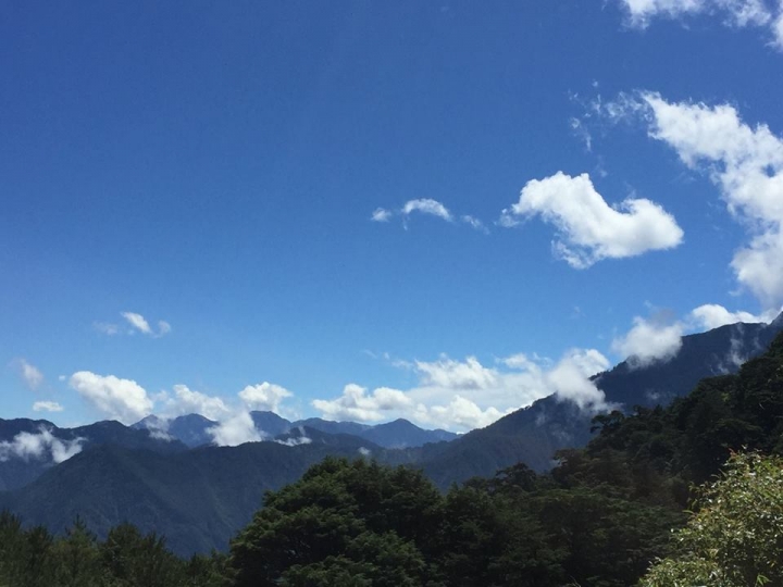 1050704 塔塔加麟趾山輕鬆健行