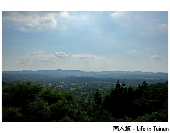 【台南東山區-景點】幸福小農場│無邊際戲水池~~仙湖休閒農場(住宿.美食.山景.咖啡)
