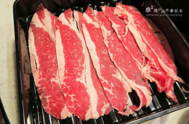 台北~可利亞石頭火鍋吃到飽