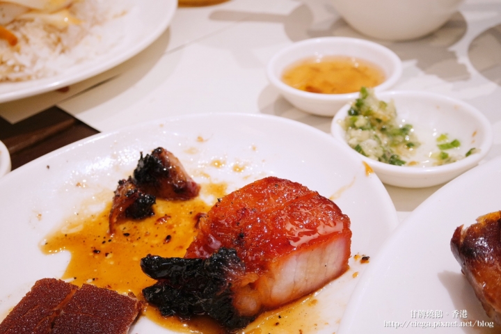 【香港│灣仔美食】甘牌燒鵝Kam's roast goose✈道地港味燒臘推薦美食、鏞記酒家第三代經營且較平價親民│獲2016&2015年米其林一星級食府推薦