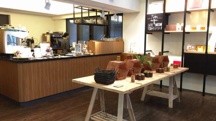 近古亭站✰在欉紅本舖✰台灣水果食材入甜品，檸檬塔酸V微甜像初戀般悸動