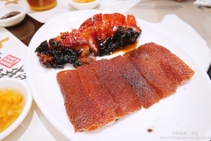 【香港│灣仔美食】甘牌燒鵝Kam's roast goose✈道地港味燒臘推薦美食、鏞記酒家第三代經營且較平價親民│獲2016&2015年米其林一星級食府推薦