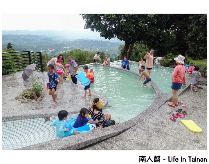 【台南東山區-景點】幸福小農場│無邊際戲水池~~仙湖休閒農場(住宿.美食.山景.咖啡)